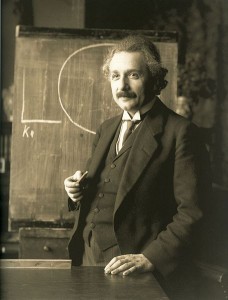 456px-Einstein_1921_by_F_Schmutzer